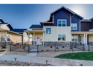 Photo #3: 930718 Listing