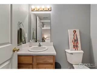 Photo #3: 930730 Listing