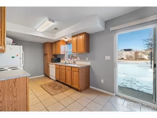 Photo #6: 930730 Listing