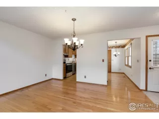 Photo #5: 930761 Listing