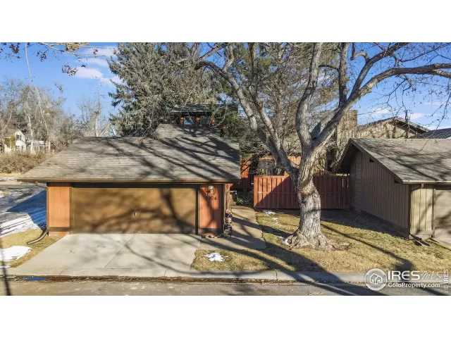 MLS: 930766 Condo For Sale