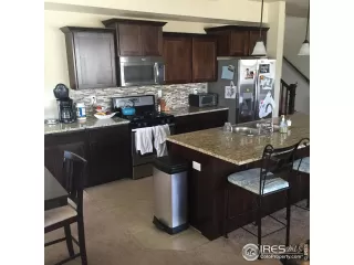 Photo #5: 930779 Listing