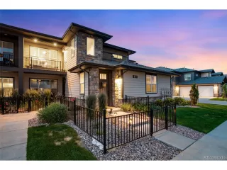 Photo #2: 9308043 Listing