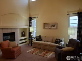 Photo #2: 930900 Listing