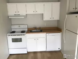 Photo #6: 930907 Listing 