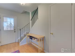 Photo #3: 930923 Listing