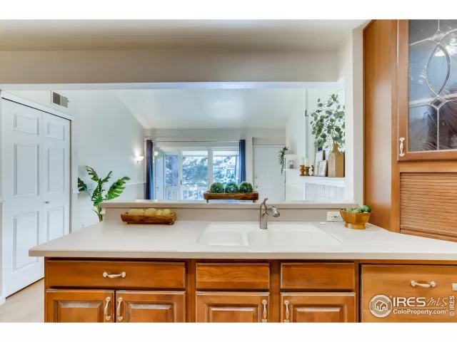 MLS: 930975 Condo For Sale