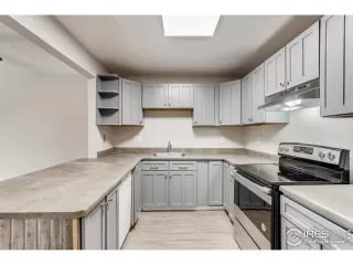 Photo #3: 931032 Listing