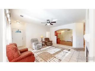 Photo #2: 931053 Listing