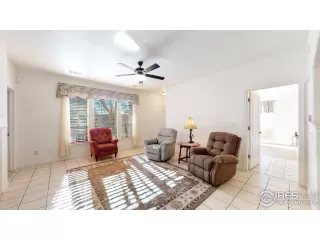 Photo #4: 931053 Listing