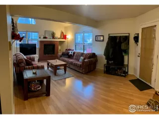 Photo #5: 931094 Listing 