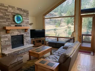 Photo #5: 931171 Listing 