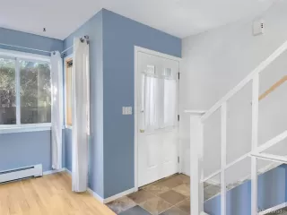 Photo #2: 9311745 Listing