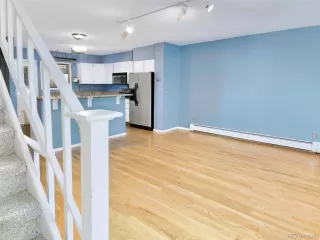 Photo #3: 9311745 Listing