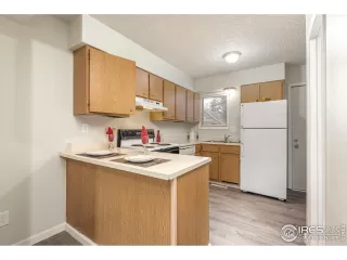 Photo #6: 931212 Listing