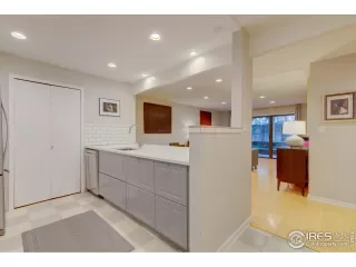 Photo #4: 931239 Listing 