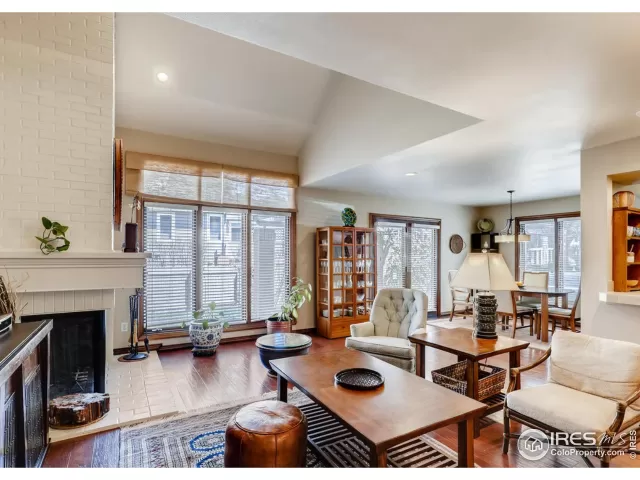 MLS: 931251 Condo For Sale