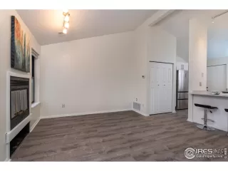 Photo #5: 931335 Listing