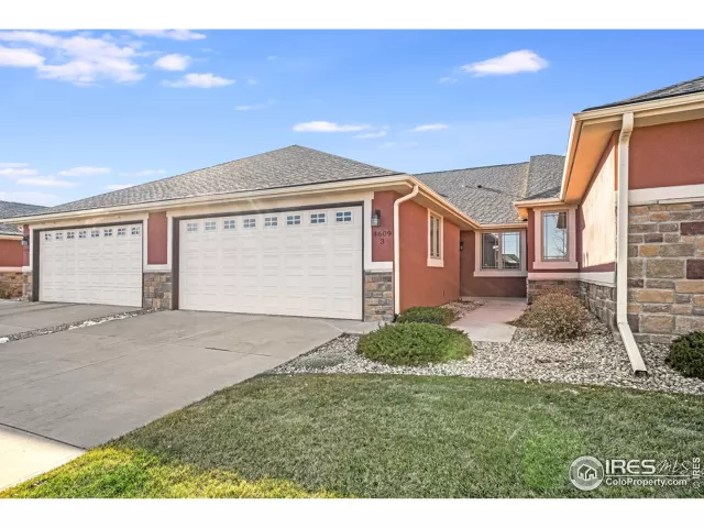 MLS: 931356 Condo For Sale