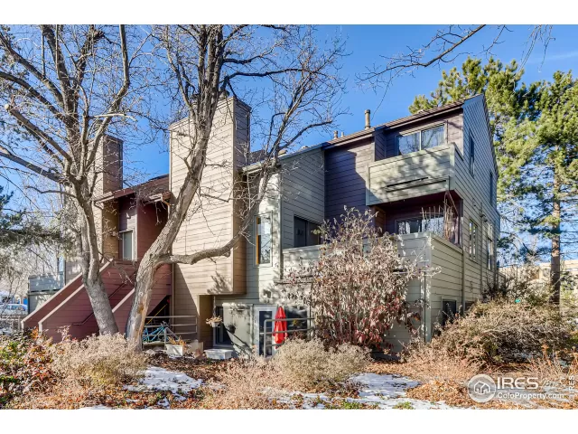 MLS: 931427 Condo For Sale