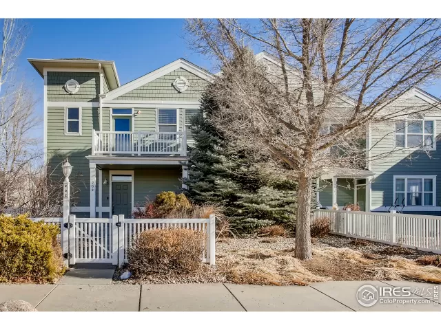 MLS: 931452 Condo For Sale