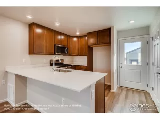 Photo #6: 931466 Listing