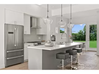 Photo #2: 931512 Listing 