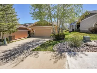 Photo #3: 9315282 Listing