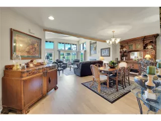 Photo #6: 9315282 Listing