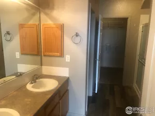 Photo #6: 931547 Listing