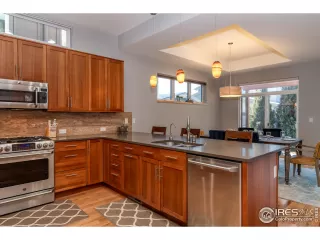 Photo #2: 931616 Listing