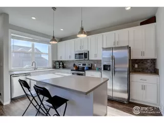 Photo #2: 931630 Listing