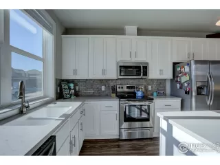 Photo #3: 931630 Listing