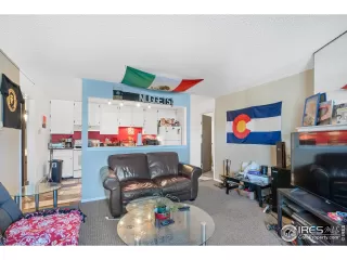 Photo #4: 931643 Listing