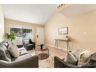 Photo #2: 931740 Listing