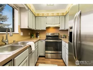 Photo #4: 931740 Listing