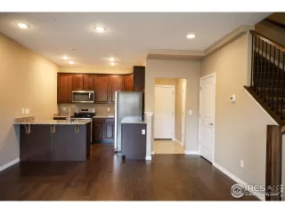 Photo #5: 931782 Listing