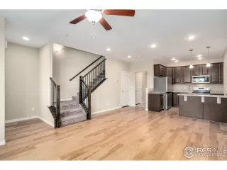 Photo #3: 931787 Listing