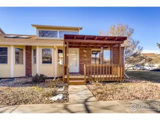 Photo #2: 931819 Listing