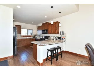 Photo #4: 931844 Listing