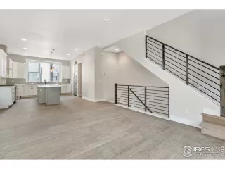 Photo #4: 931868 Listing 