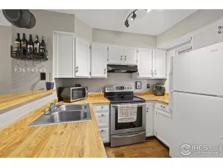 Photo #6: 931911 Listing