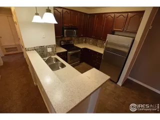 Photo #3: 931999 Listing