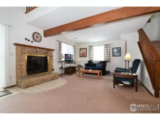 Photo #2: 932012 Listing