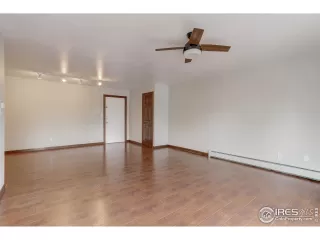 Photo #6: 932020 Listing