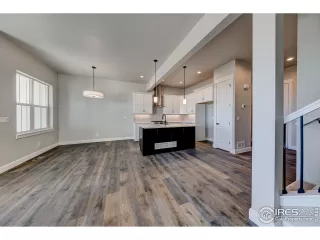 Photo #3: 932071 Listing