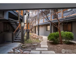 Photo #1: 932100 Listing 