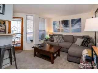 Photo #3: 932100 Listing 