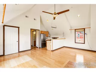 Photo #1: 932163 Listing