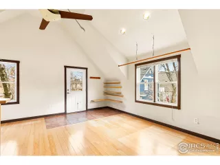 Photo #4: 932163 Listing